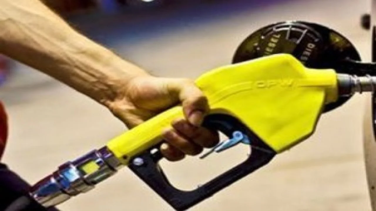 Benzine 3 kez indirim