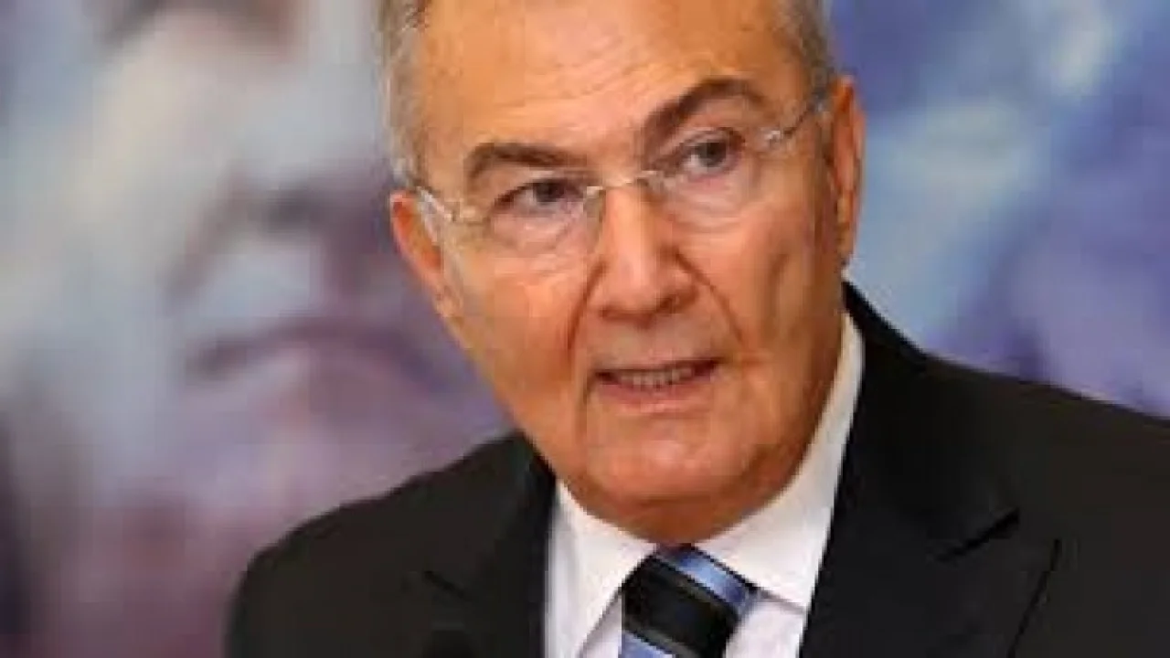 Deniz Baykal Yoğun Bakımda