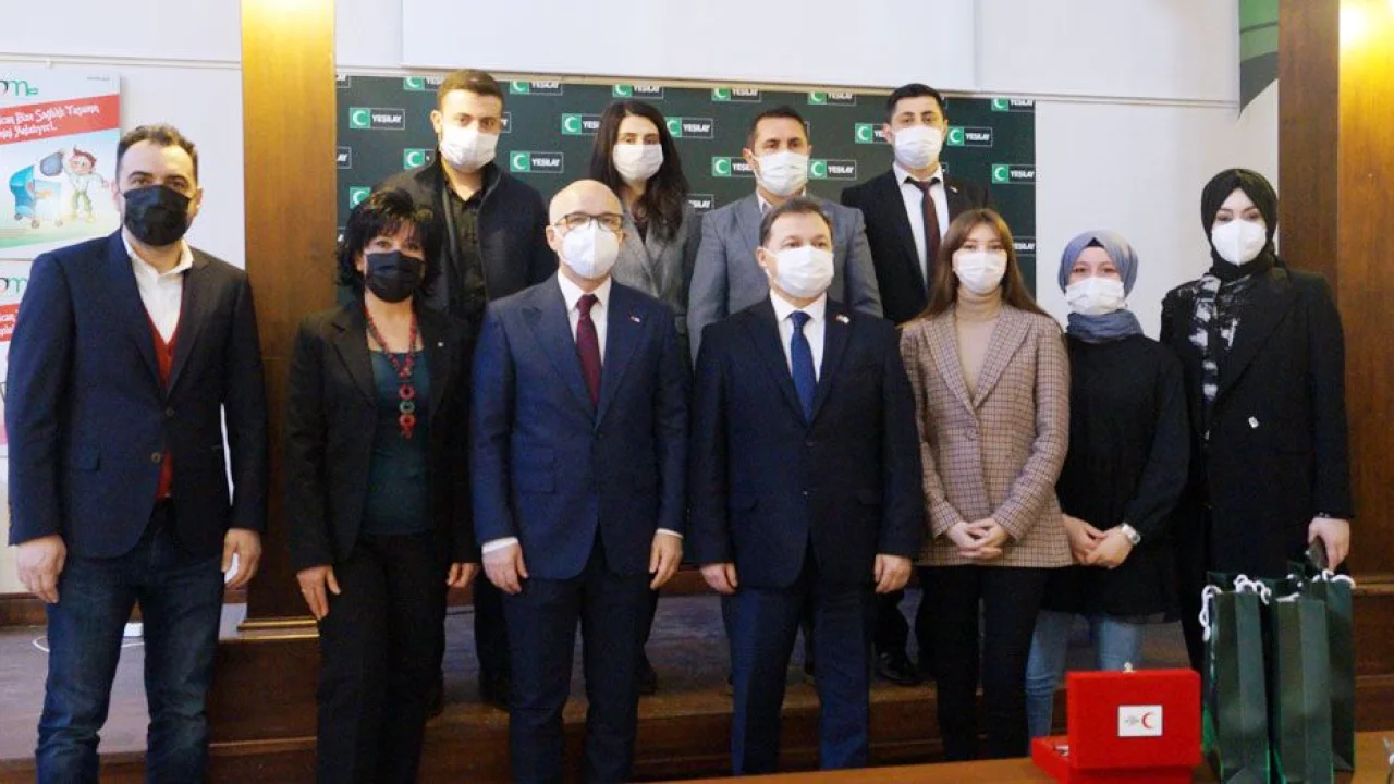Türk Kızılayı ile Yeşilay'ın Bursa birlikteliği