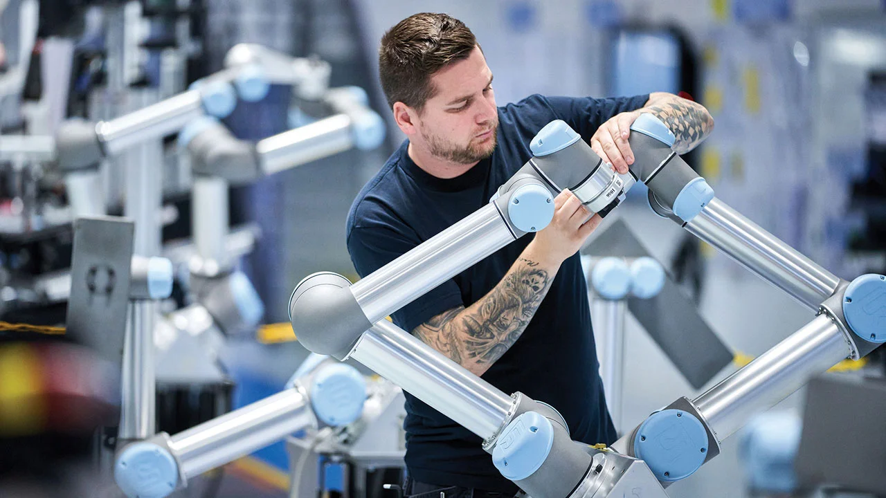 KOBİ’ler cobot’larla tanışıyor