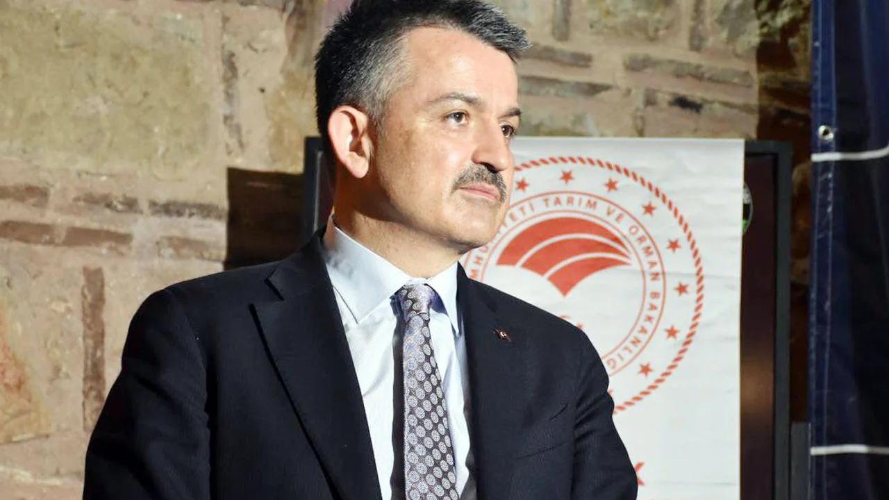 Bakan Pakdemirli: “402,5 milyon liralık destek ödemeleri bugün hesaplarda”