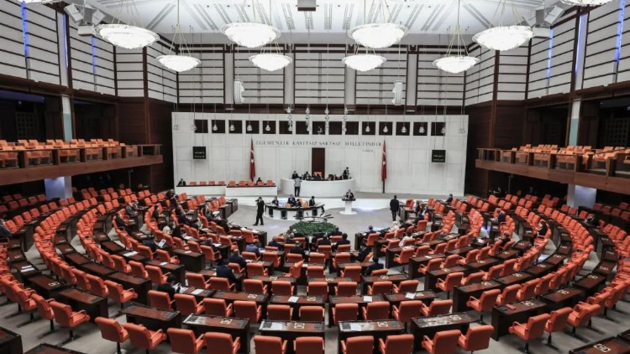 Enerji teklifi yasalaştı.. Faturalardan TRT payı kaldırıldı