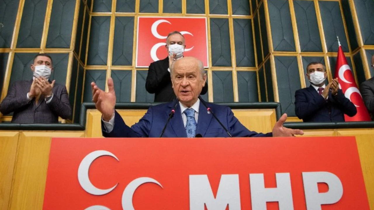 Bahçeli: Düşe kalka yalan makinesine dönüştüler -