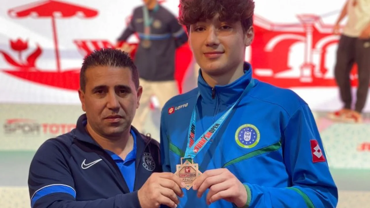 Bursa'da Büyükşehirli sporculardan büyük başarı -