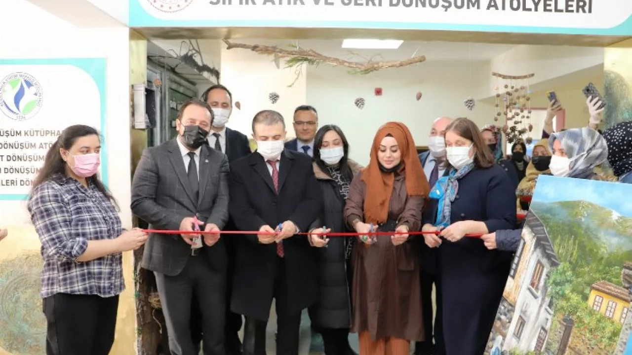 Bursa Kestel'e 'sıfır atık ve geri dönüşüm' kütüphanesi -