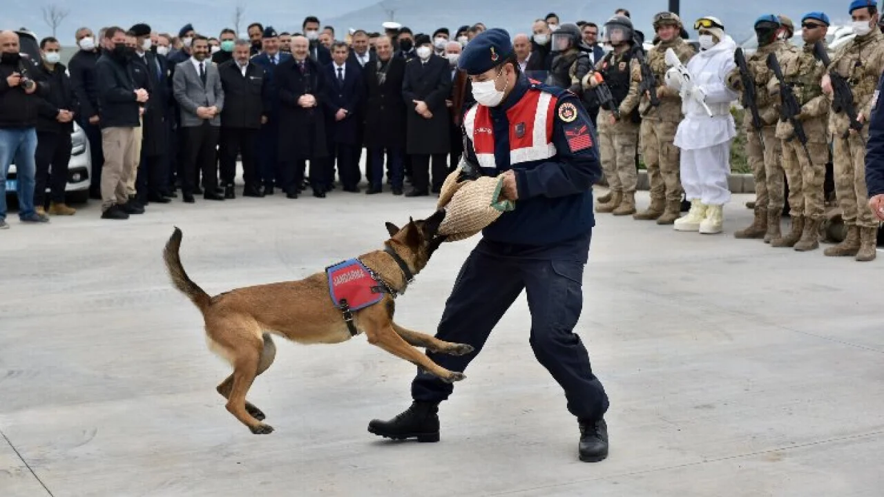 İzmir Aliağa’da Çoraklar OSB Jandarma Karakolu’nun açılışı yapıldı -