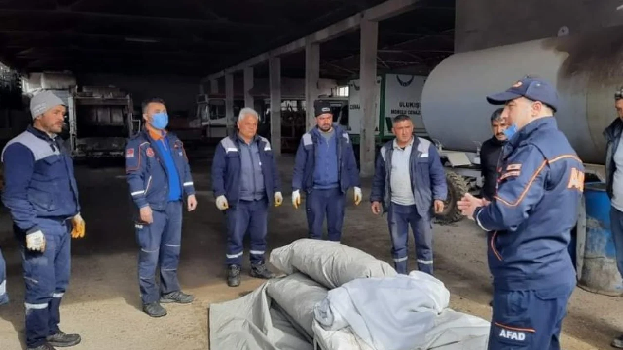 Niğde'de AFAD olası afete karşı eğitim verdi -