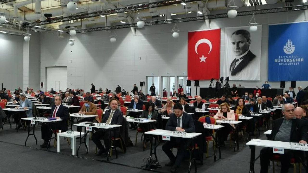 İstanbul'dan savaş bölgesine insani yardım -
