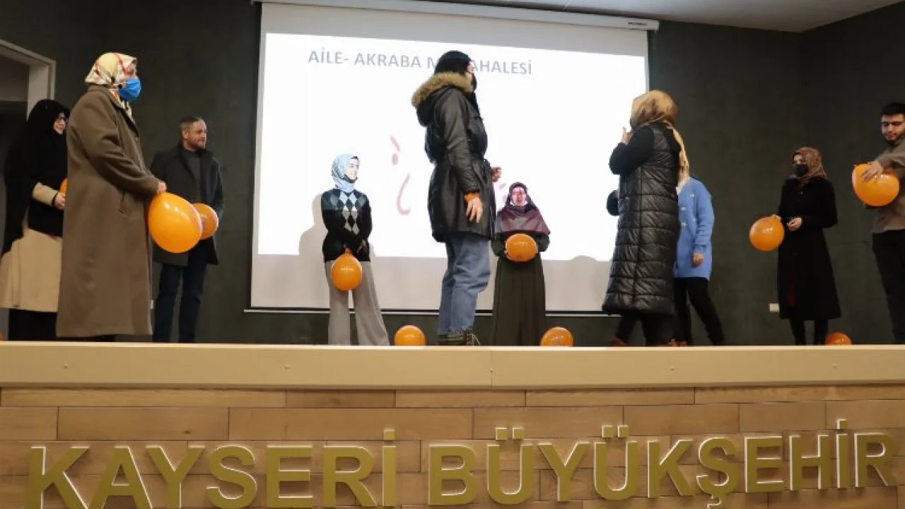 Kayseri Büyükşehir'in 'Mutlu Evlilik Akademisi' devam ediyor -