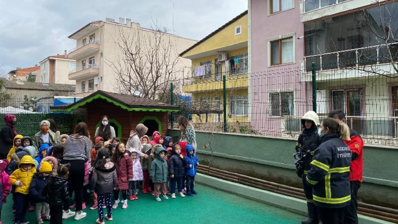 Kocaeli İtfaiyesinden her yaş grubuna yangın eğitimi -