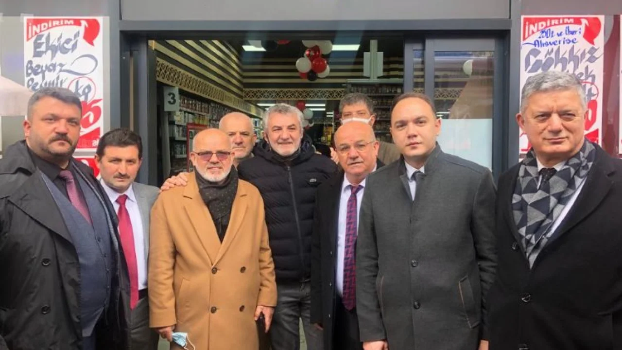 Kocaeli İzmit Belediyesi STK ve Esnaf Masası esnafı yalnız bırakmıyor -