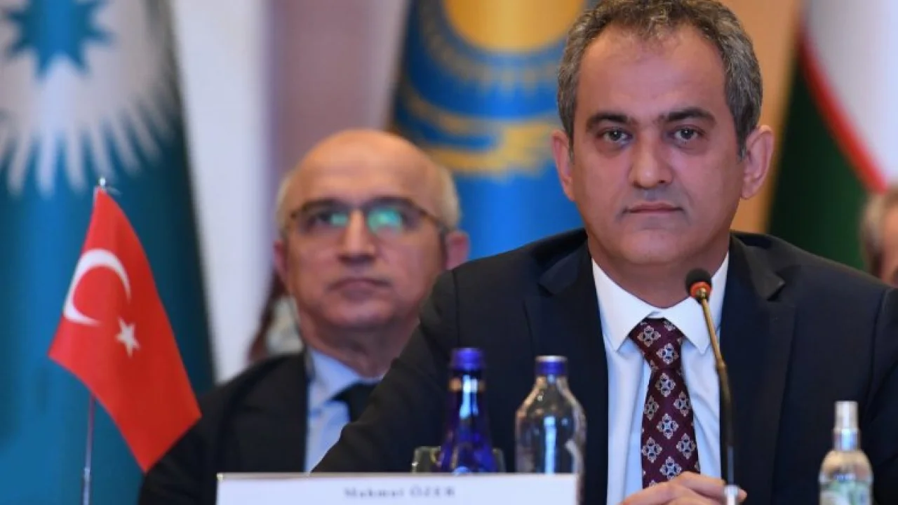 Türk Dünyası'nda öğretmen değişimine Türkiye ev sahipliği yapacak -