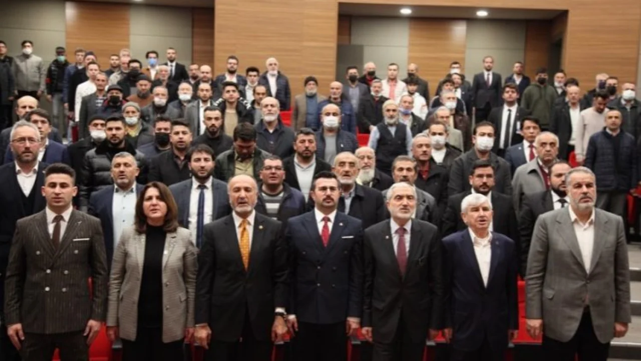 "Türkiye'nin problemi kutuplaşmadır" -