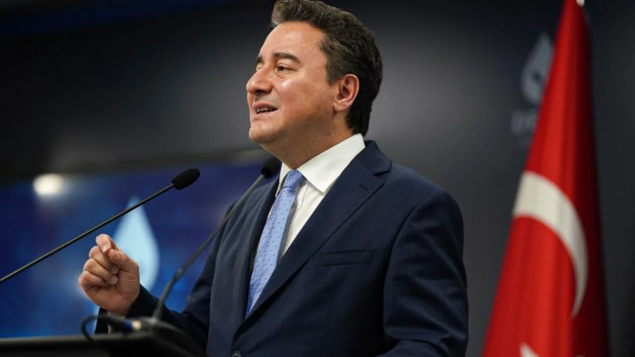 Babacan: "Milletin sofrasındaki ekmeği büyüteceğiz" -