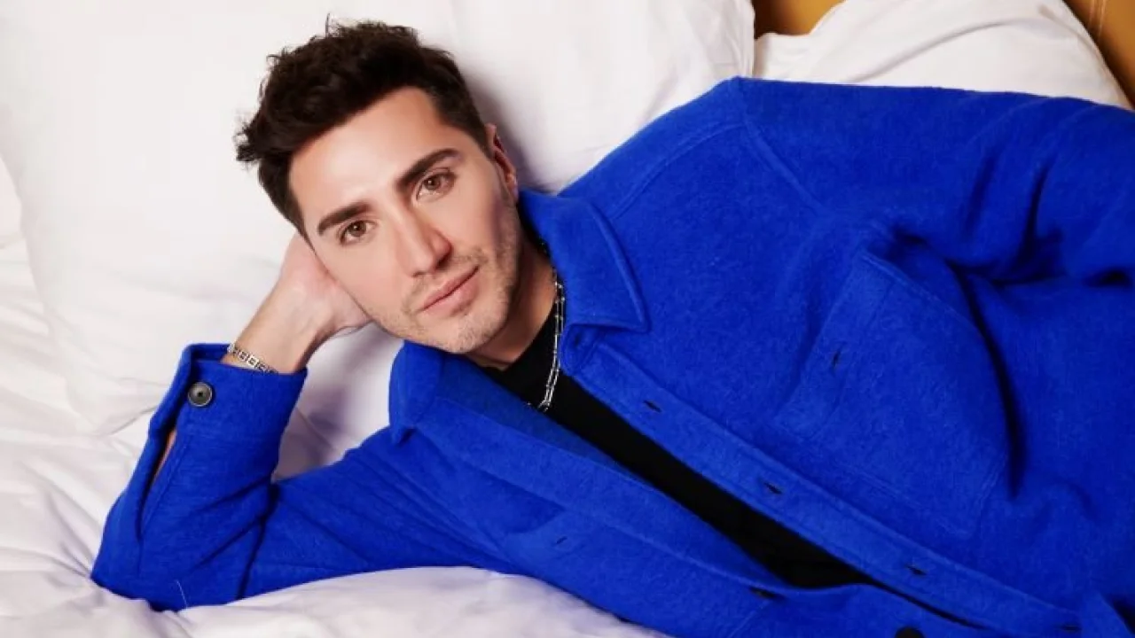 Burak Orhan “Neyin var?” -
