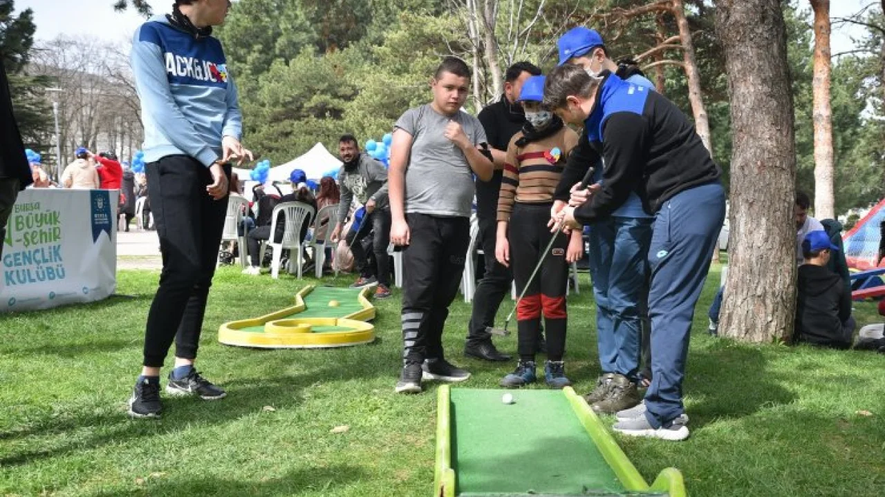 Bursa'da otizme sporlu farkındalık -