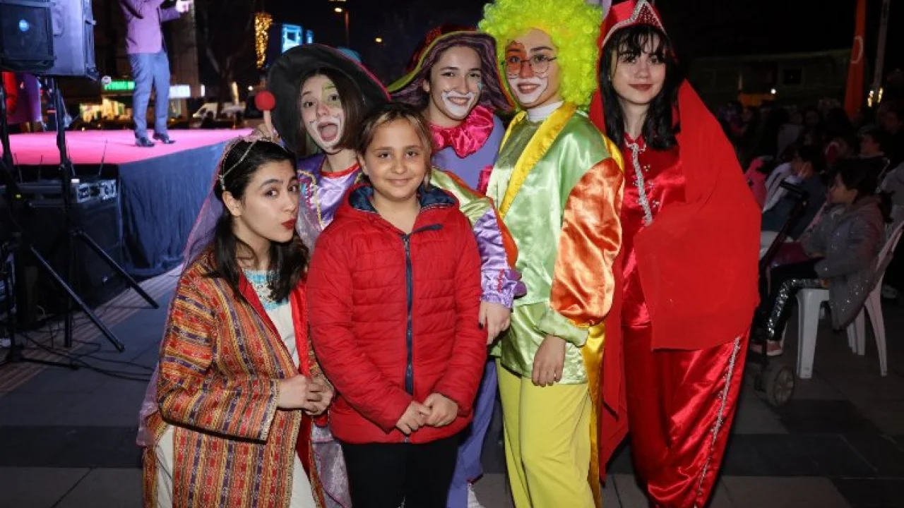 Kocaeli İzmit'te Ramazan etkinlikleri büyük bir keyifle devam ediyor -