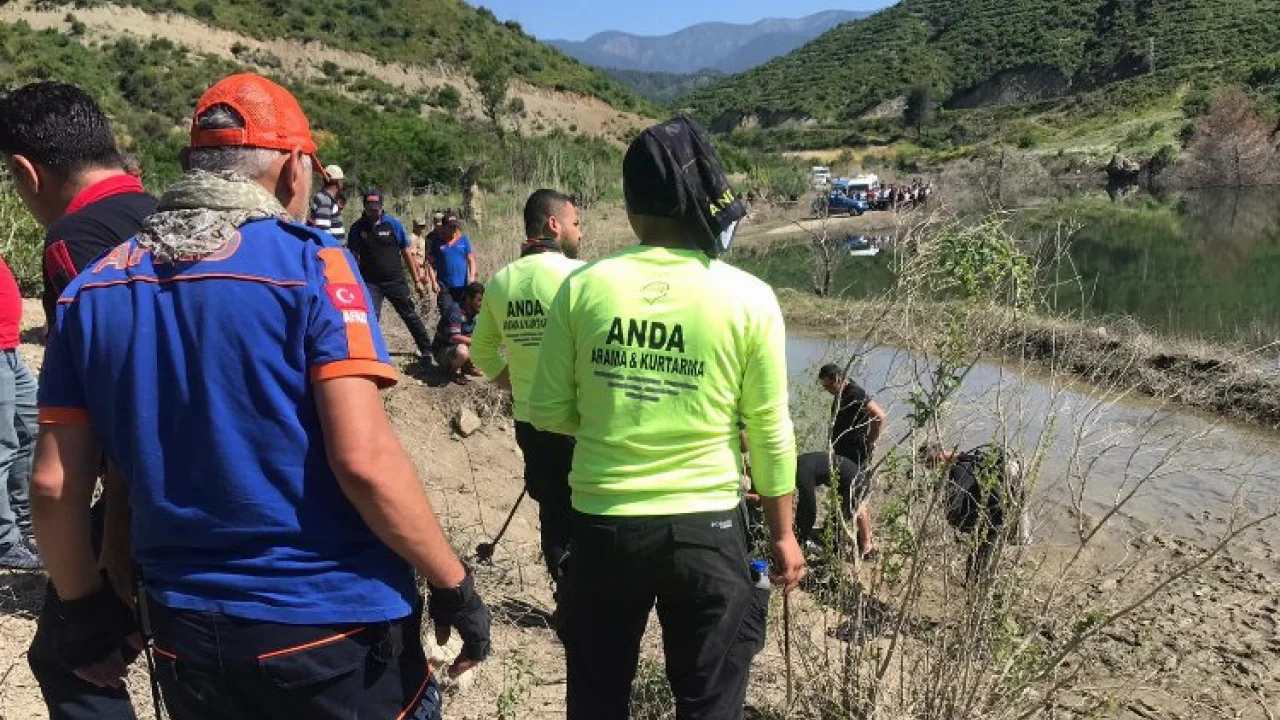 Hatay'da baraja giren iki kardeşten biri hayatını kaybetti -