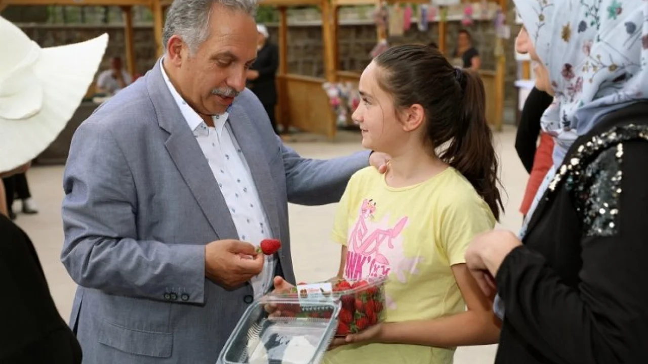 Kayseri Talas'ta 'Maharetli Eller' konuştu -