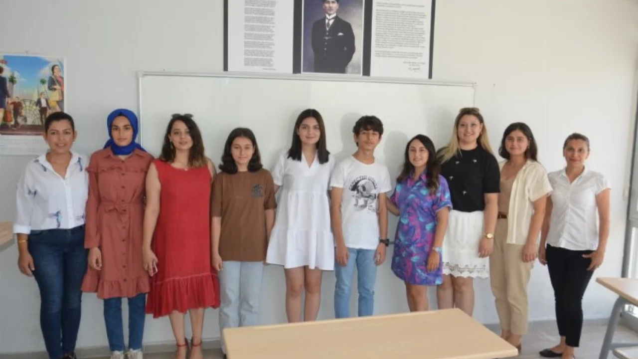 Belediye, öğrencilerin lise hayallerine köprü oluyor -