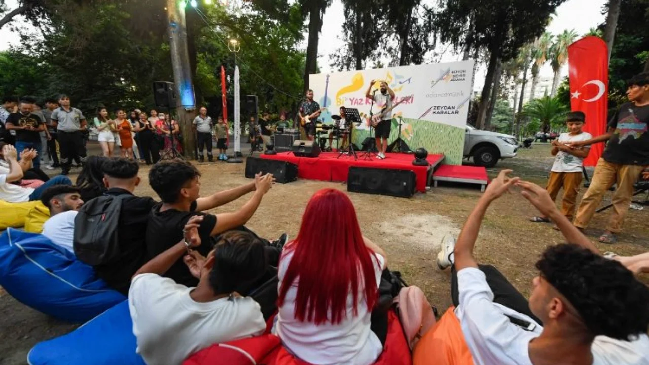 Bi Yaz konserleri nefes kesiyor -
