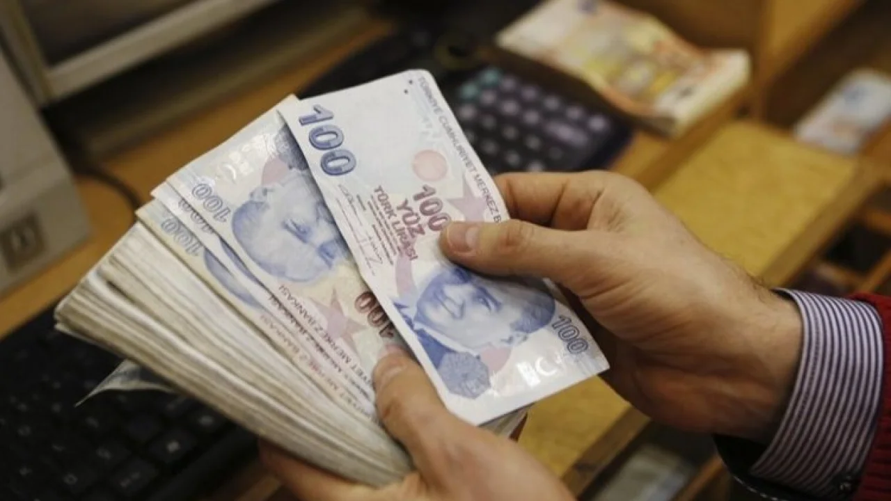 Dövizden TL'ye dönüş desteği uzatıldı -