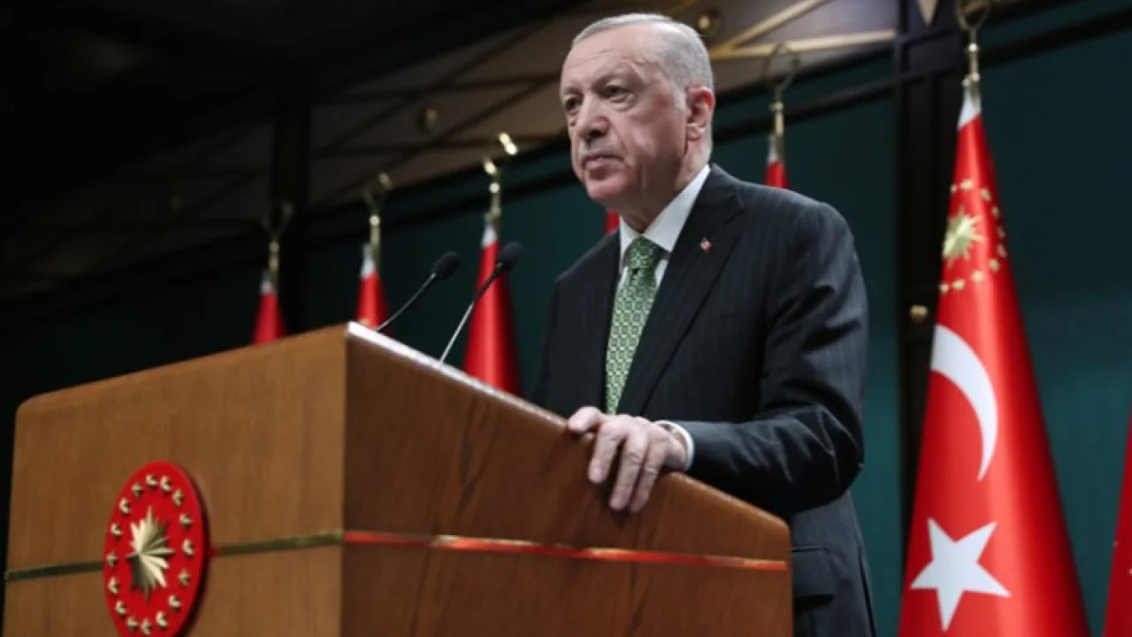 Erdoğan'dan gençlere KYK müjdesi... Faiz ve enflasyon farkı uygulanmayacak -