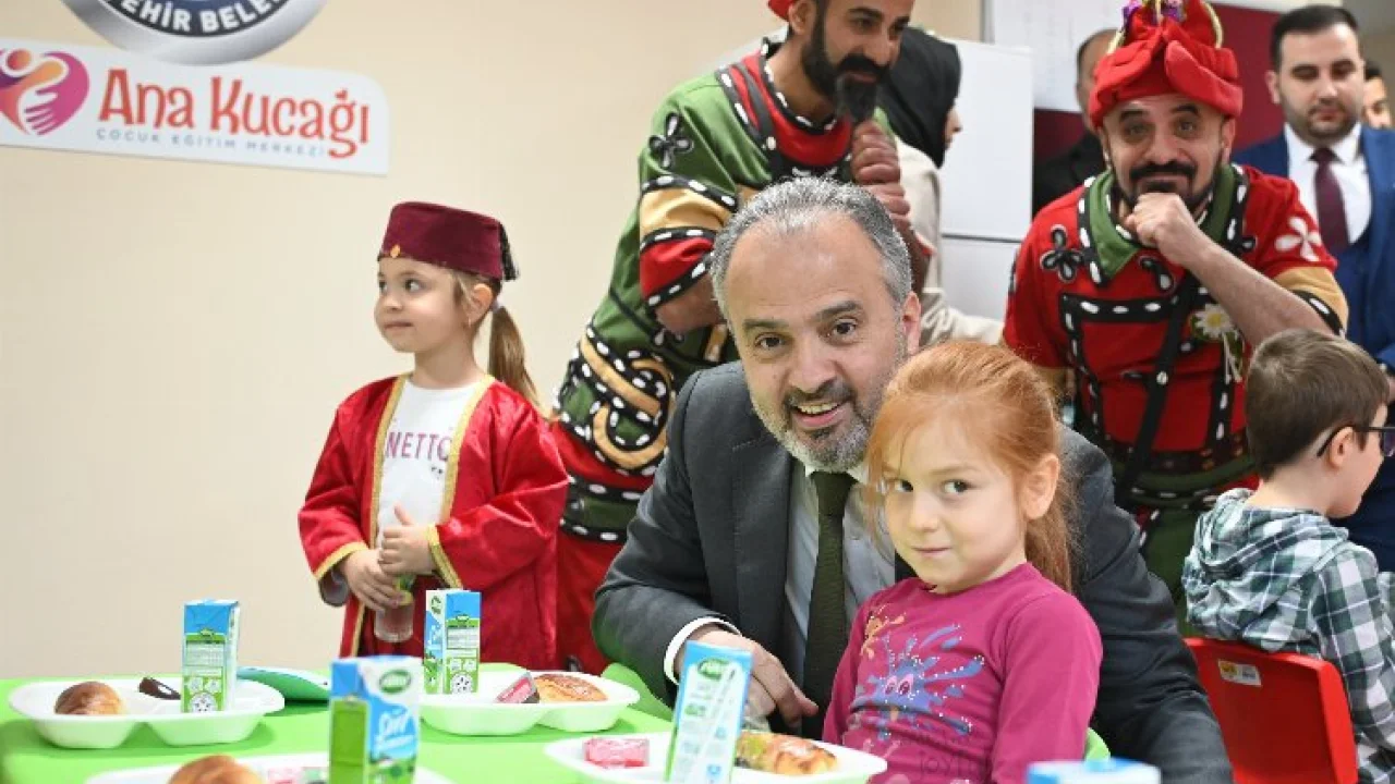 Bursa'da 'Ana Kucağı' yeni dönem kayıtları başladı -