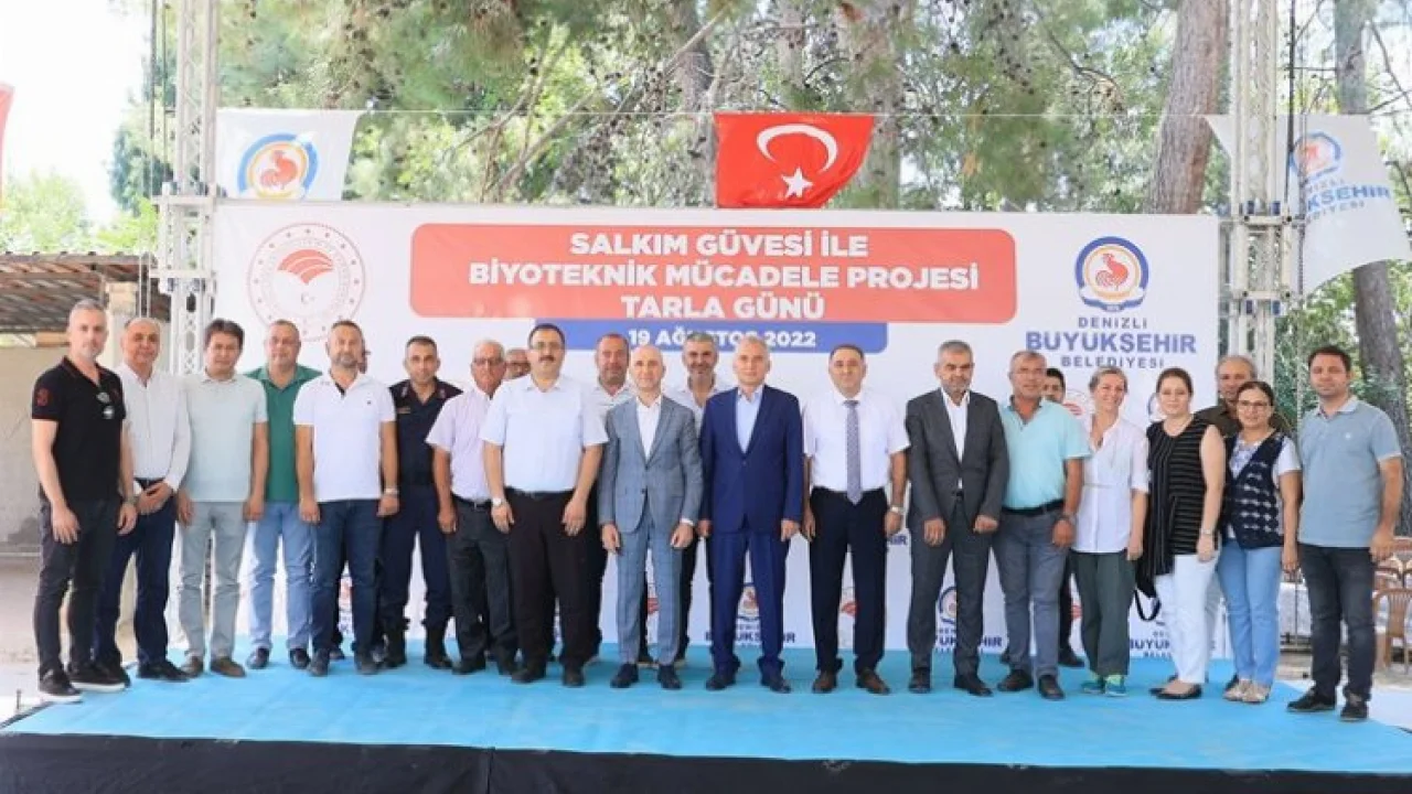 Denizlili çiftçilerin Tarla Günü coşkusu -