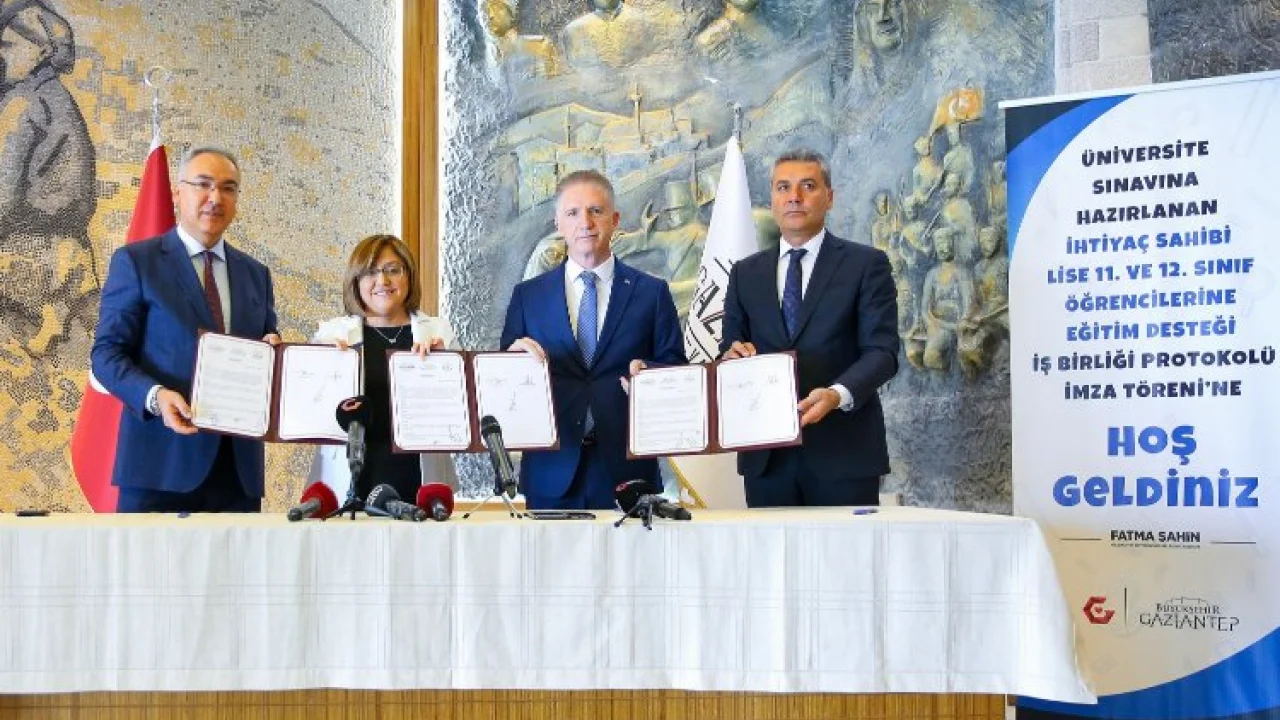 Gaziantep'ten 70 bin öğrenciye destek -