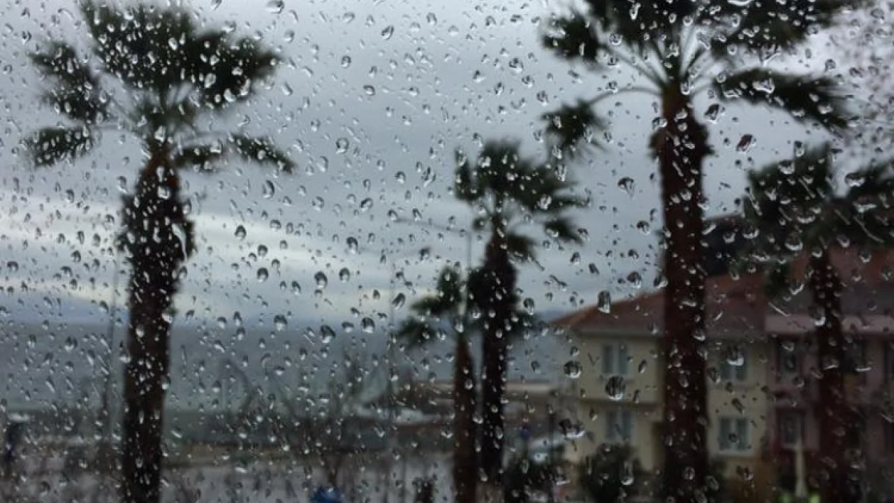 Meteorolojiden kuvvetli sağanak yağış ve rüzgar uyarısı! -