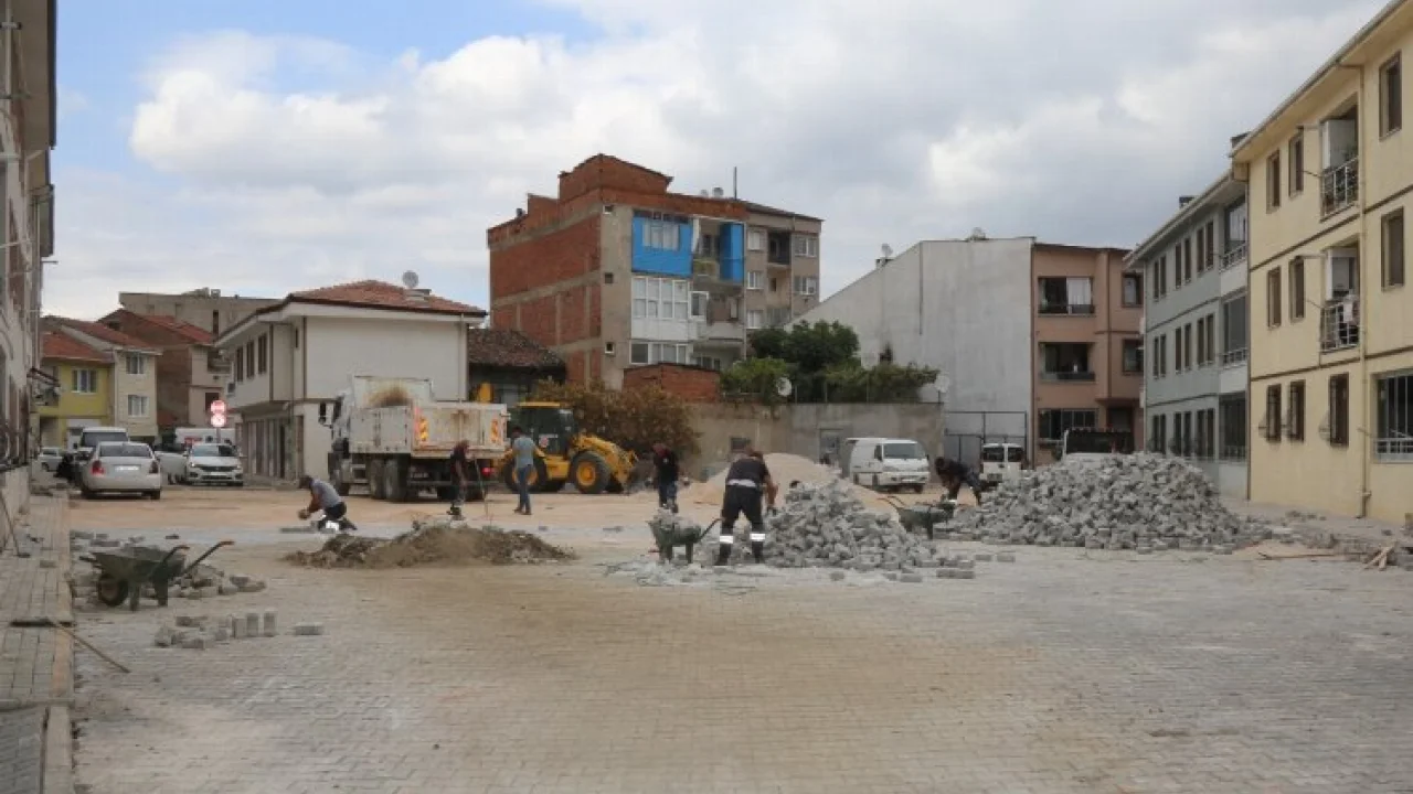 Bursa Gürsu'nun sokakları kışa hazırlanıyor -