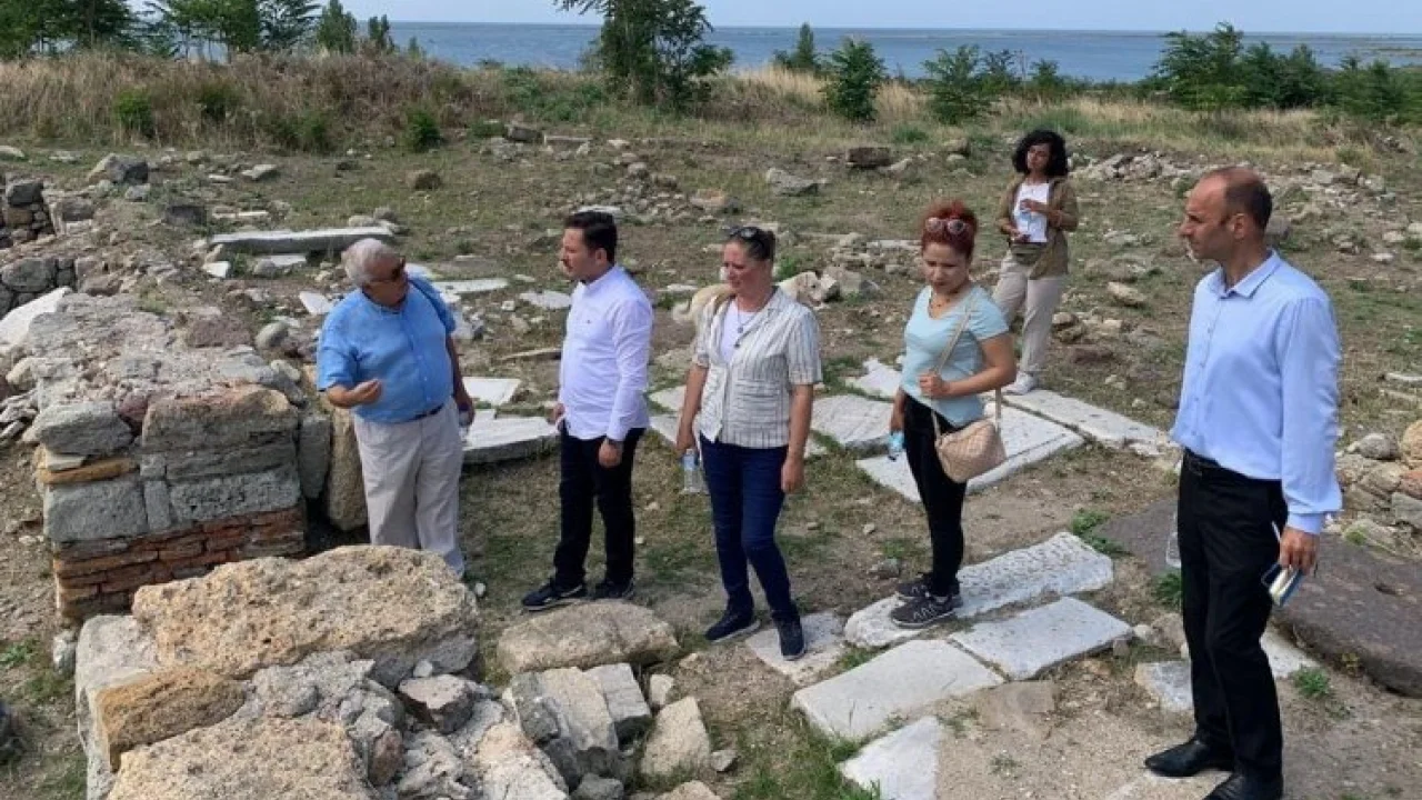 Enez Kaymakamı’ndan tarihi alanlara ziyaret -