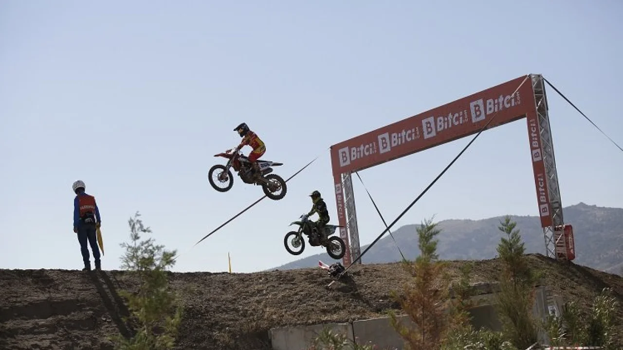 MotoFest'te konser coşkusu sürüyor -
