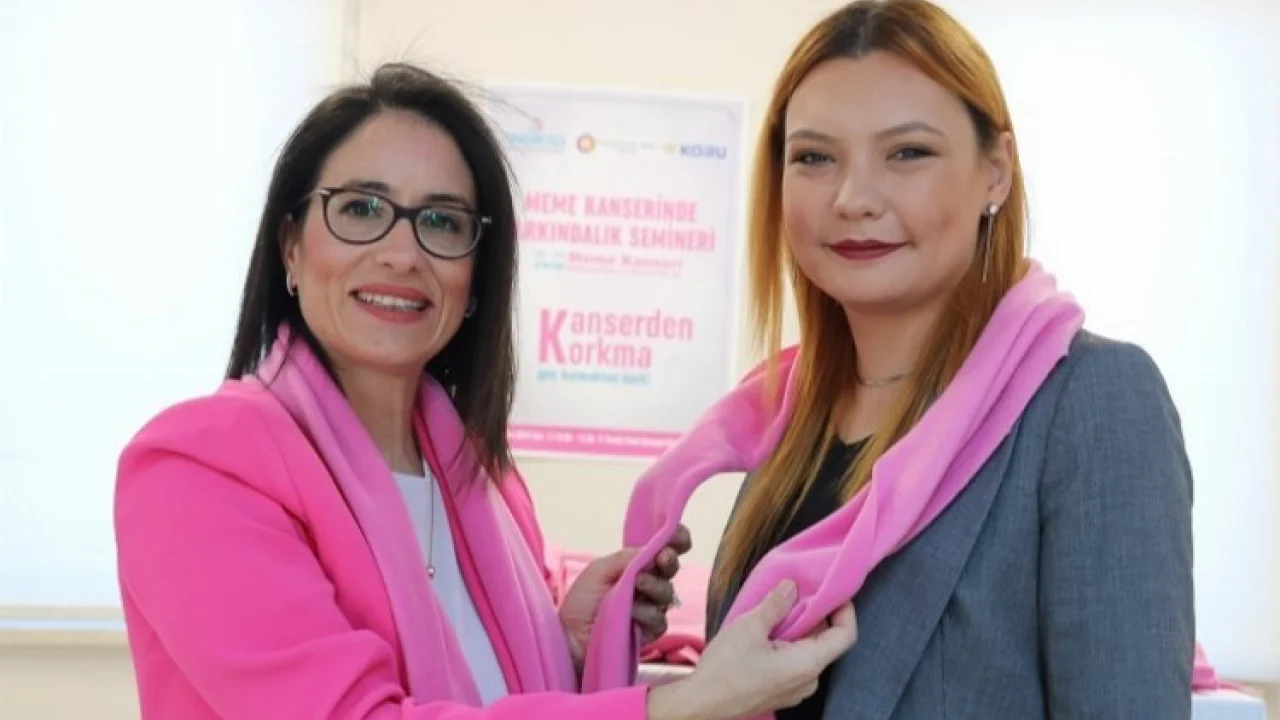 ANGİKAD'dan 'pembe atkı' farkındalığı -