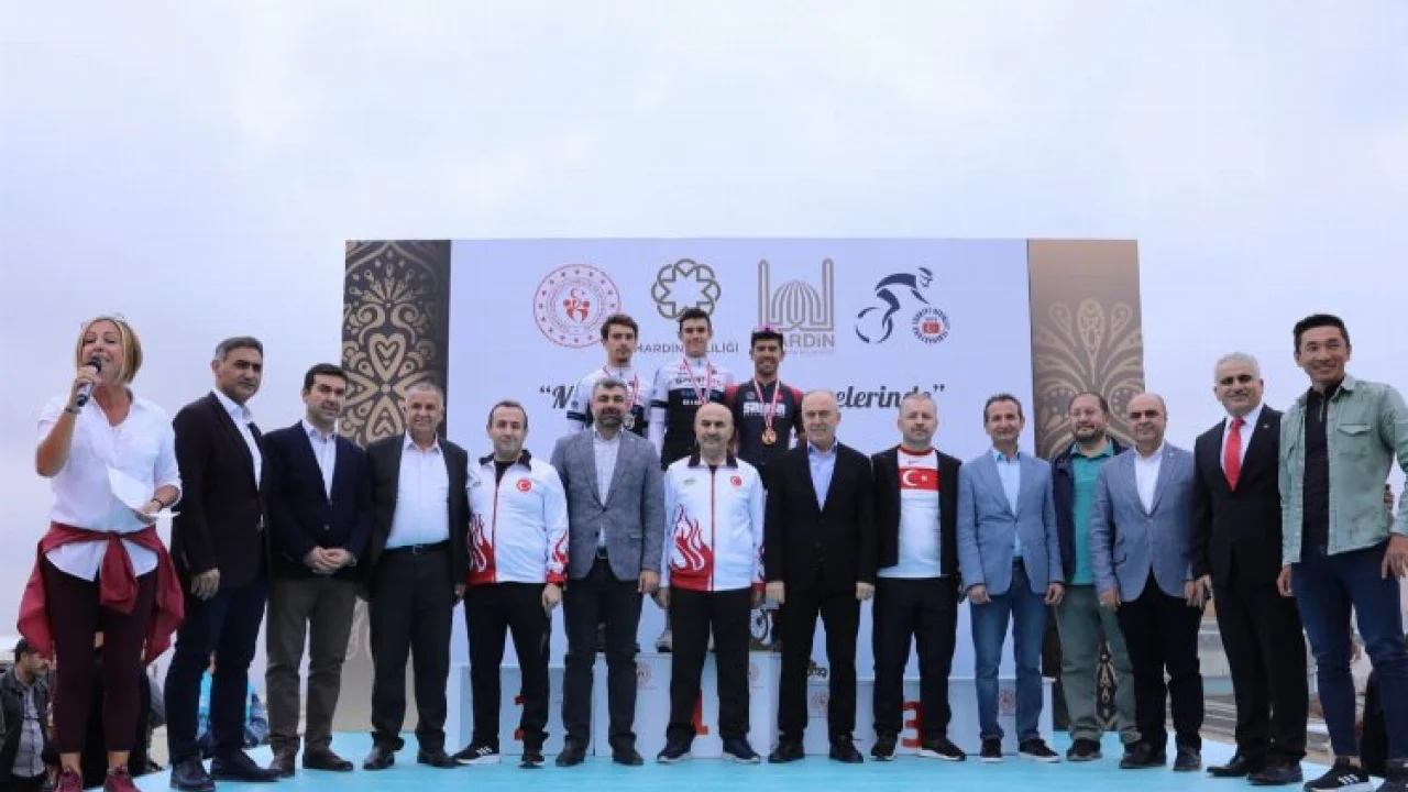 Dağ bisikletleri Mardin sokaklarını arşınladı -