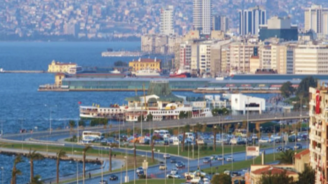 İzmir'de su krizi isyanı! Ana isale hattı patladı, yedek sistem neden devrede değil? -