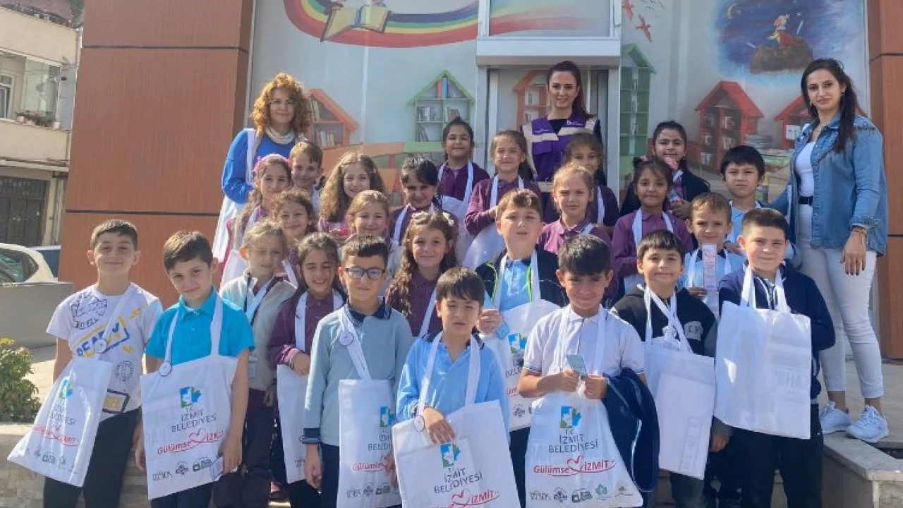 İzmit'in minik öğrencileri İZGİM’i ziyaret etti -