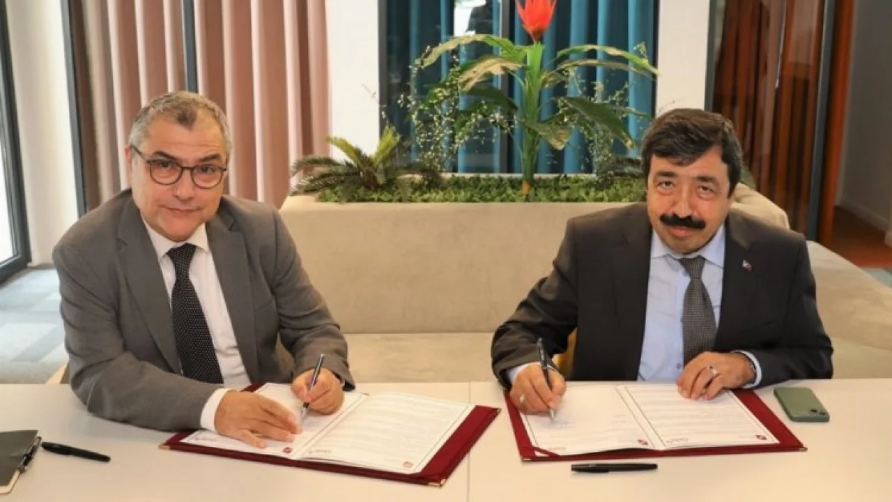 Üniversite-Sanayi iş birliğinde İKÇÜ-GDZ Elektrik protokolü -