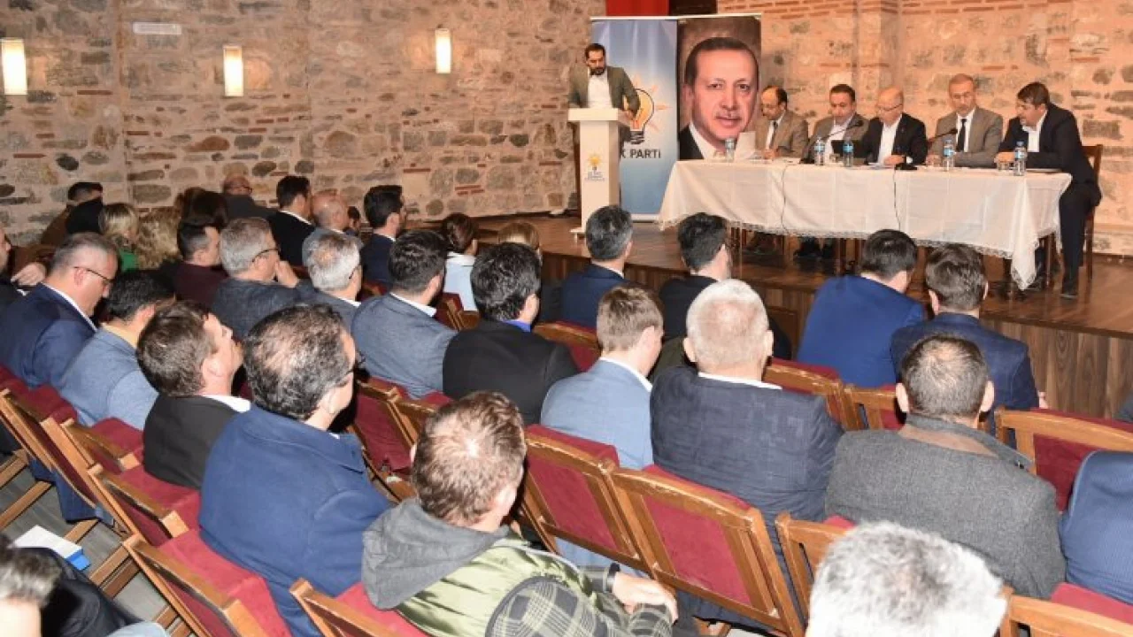 AK Parti Bursa'da teşkilatın nabzını tutmayı sürdürüyor -