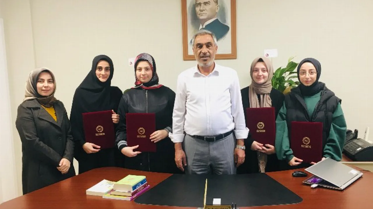 Bursa Mudanya'da ‘Hafızlık Belgeleri’ne kavuştular -