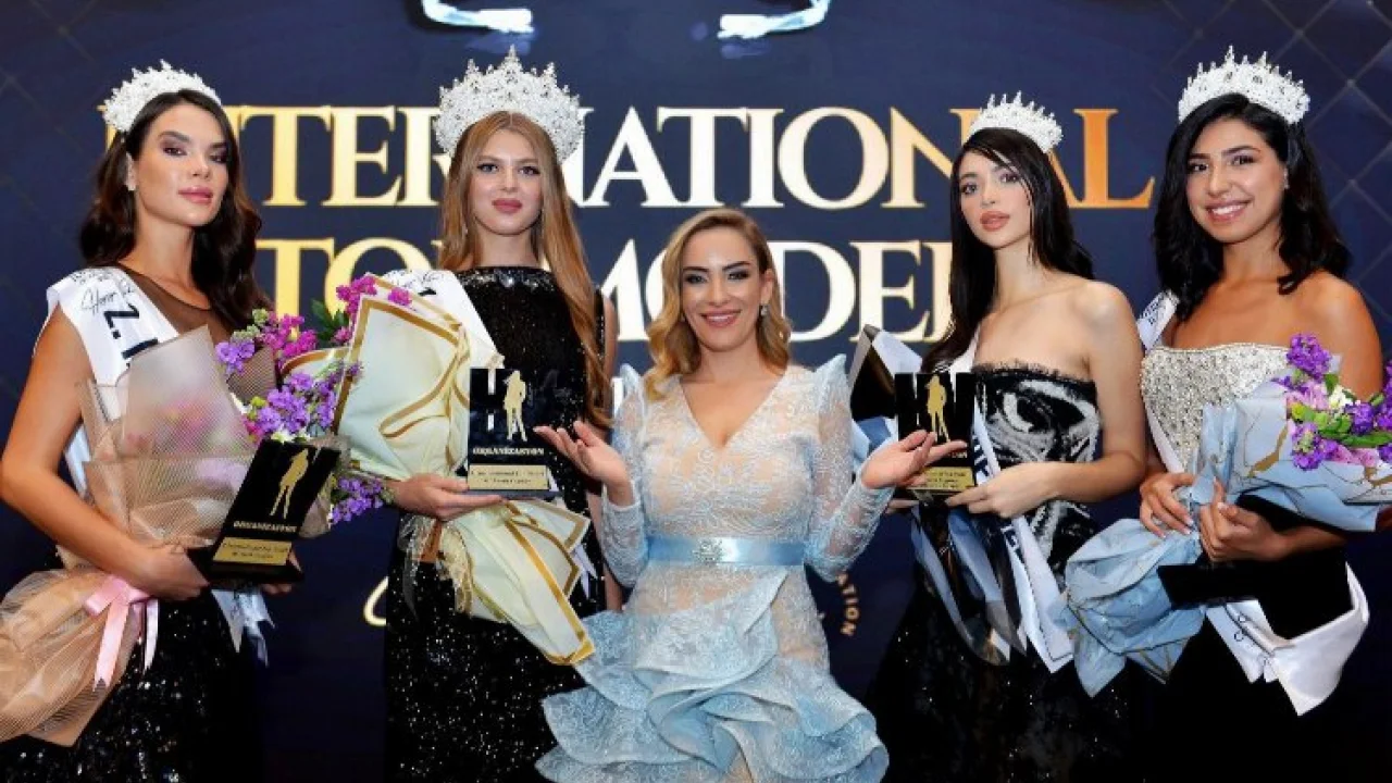 Kıbrıs'ta güzeller geçidi -