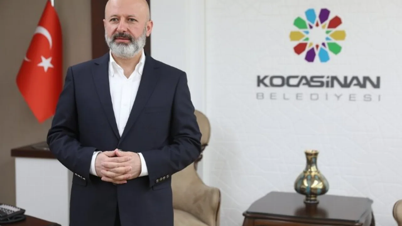 Ahmet Çolakbayrakdar'dan yeni yıl mesajı -