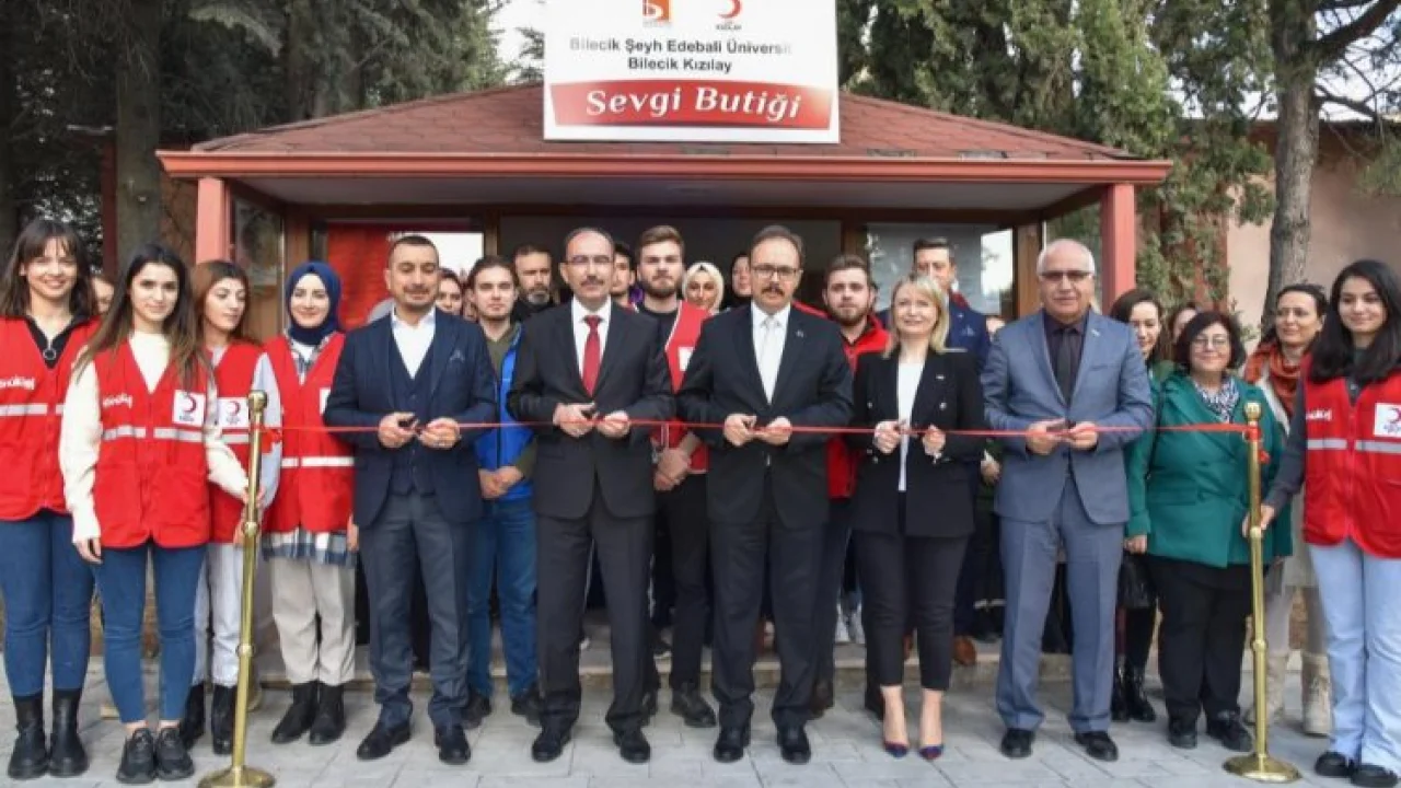 Bilecik’te 'Sevgi Butik' açıldı -