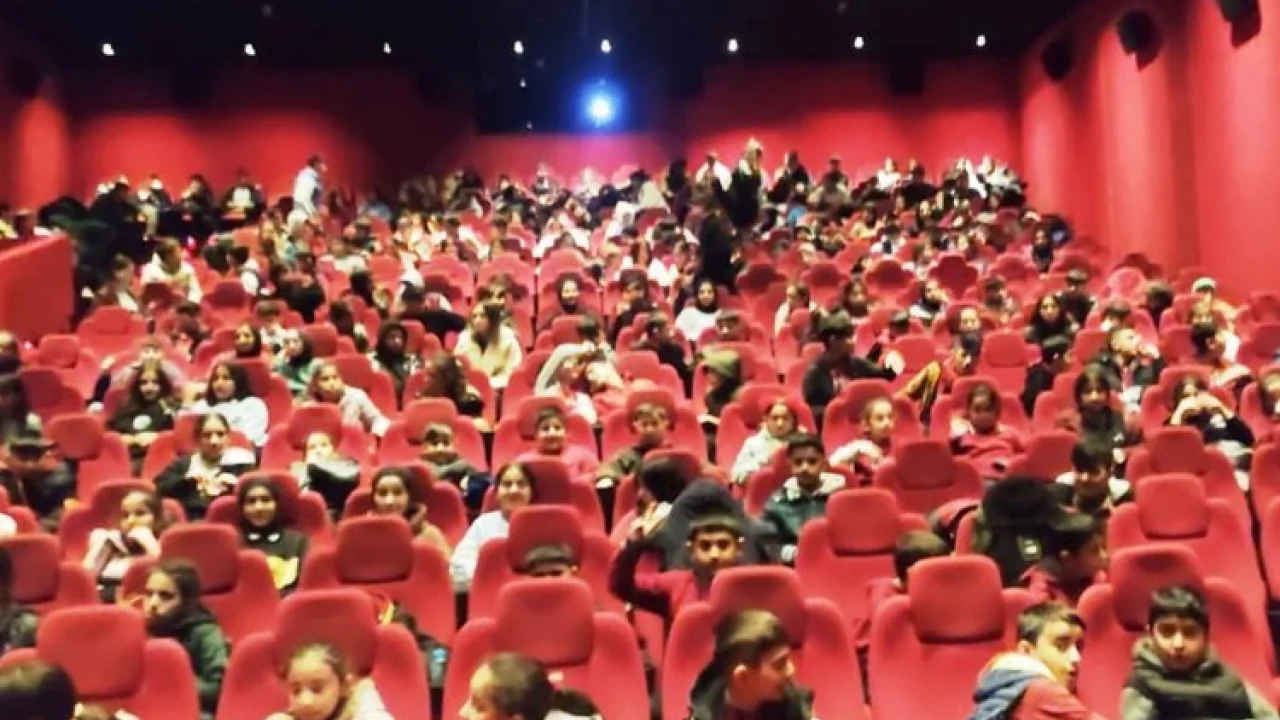 Dilovalı 7 bin öğrenci 'Buğday Tanesi' filmiyle buluşacak -