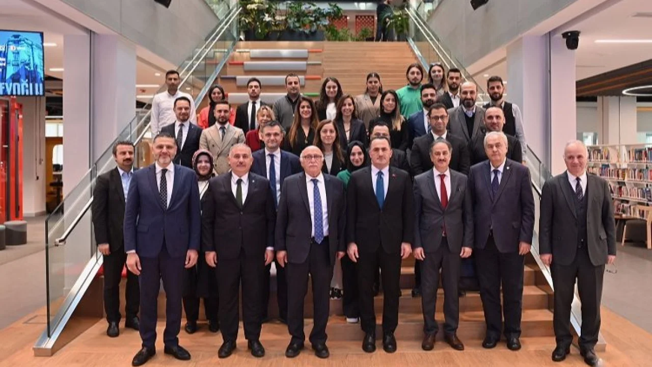 Kuluçkadan iş birliği çıktı -