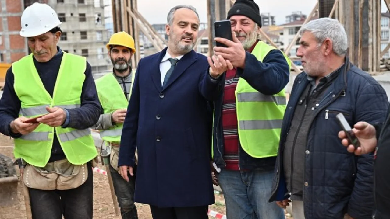 Bursa Büyükşehir'den Yenibağlar’a spor merkezi -