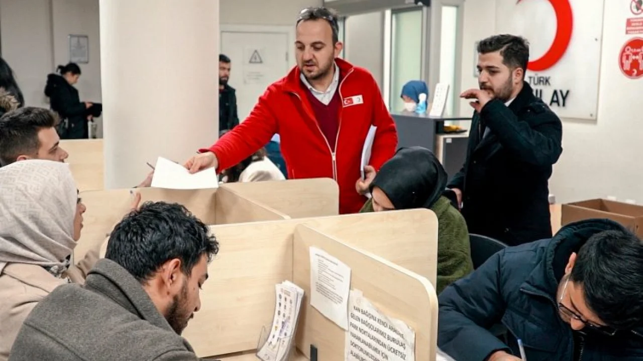 Bursa'da AK gençlerden örnek bağış -