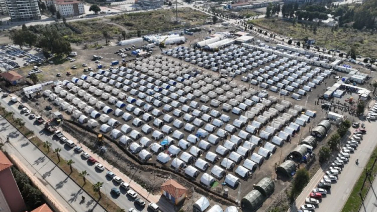 İskenderun'da 'Çadır Kent'in altyapısına Beylikdüzü eli -