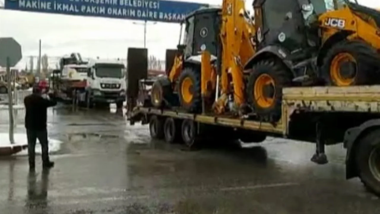 Kayseri'den deprem bölgesine 'büyük' destek -